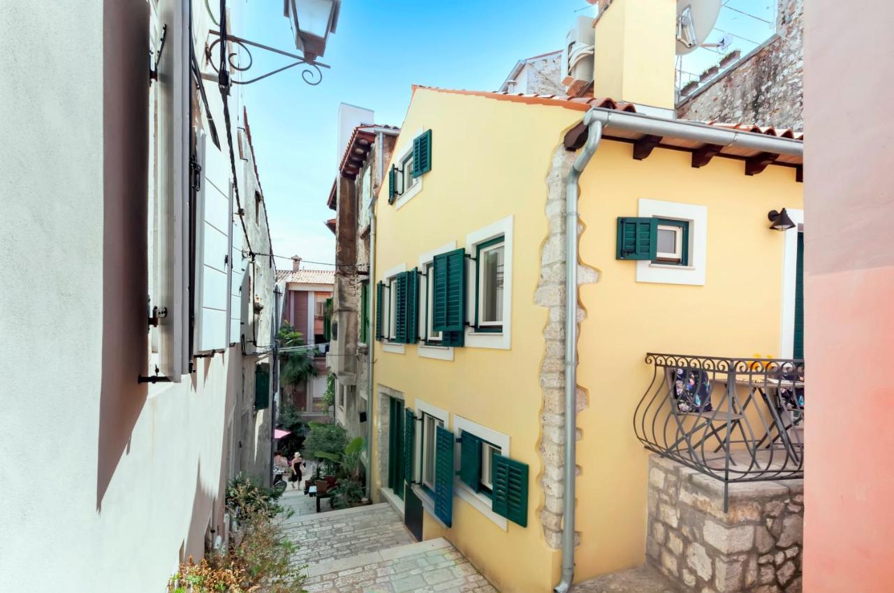 Yellow House Rovinj Eksteriør billede