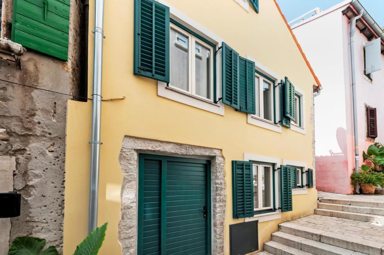 Yellow House Rovinj Eksteriør billede